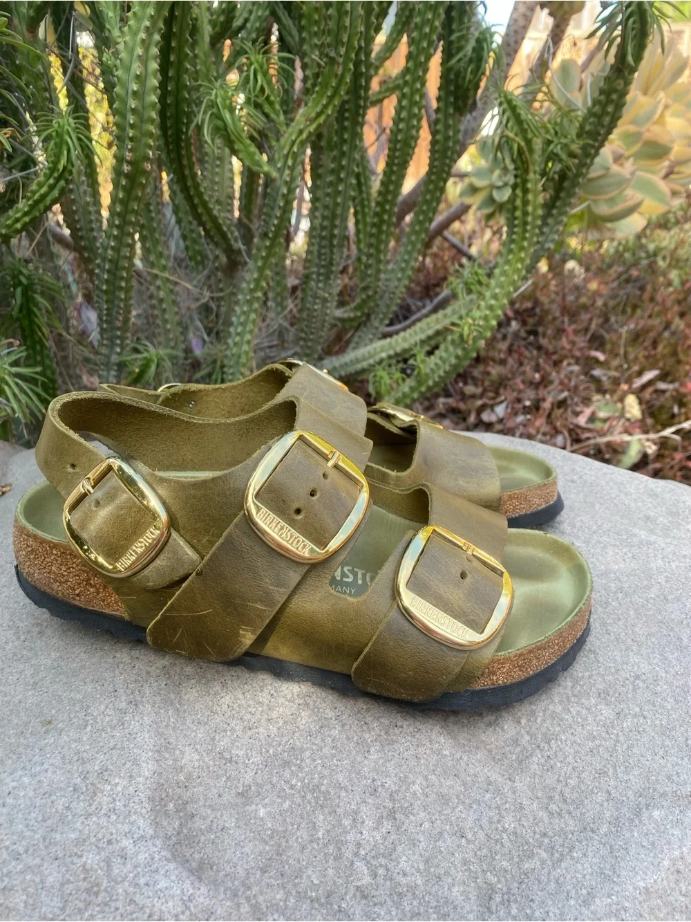 Birkenstock Milano Big Buckle Olive Green Oiled Leather Exquisite